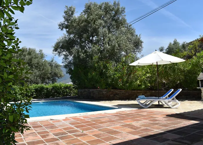 Mit Privatem Pool By Interhome *